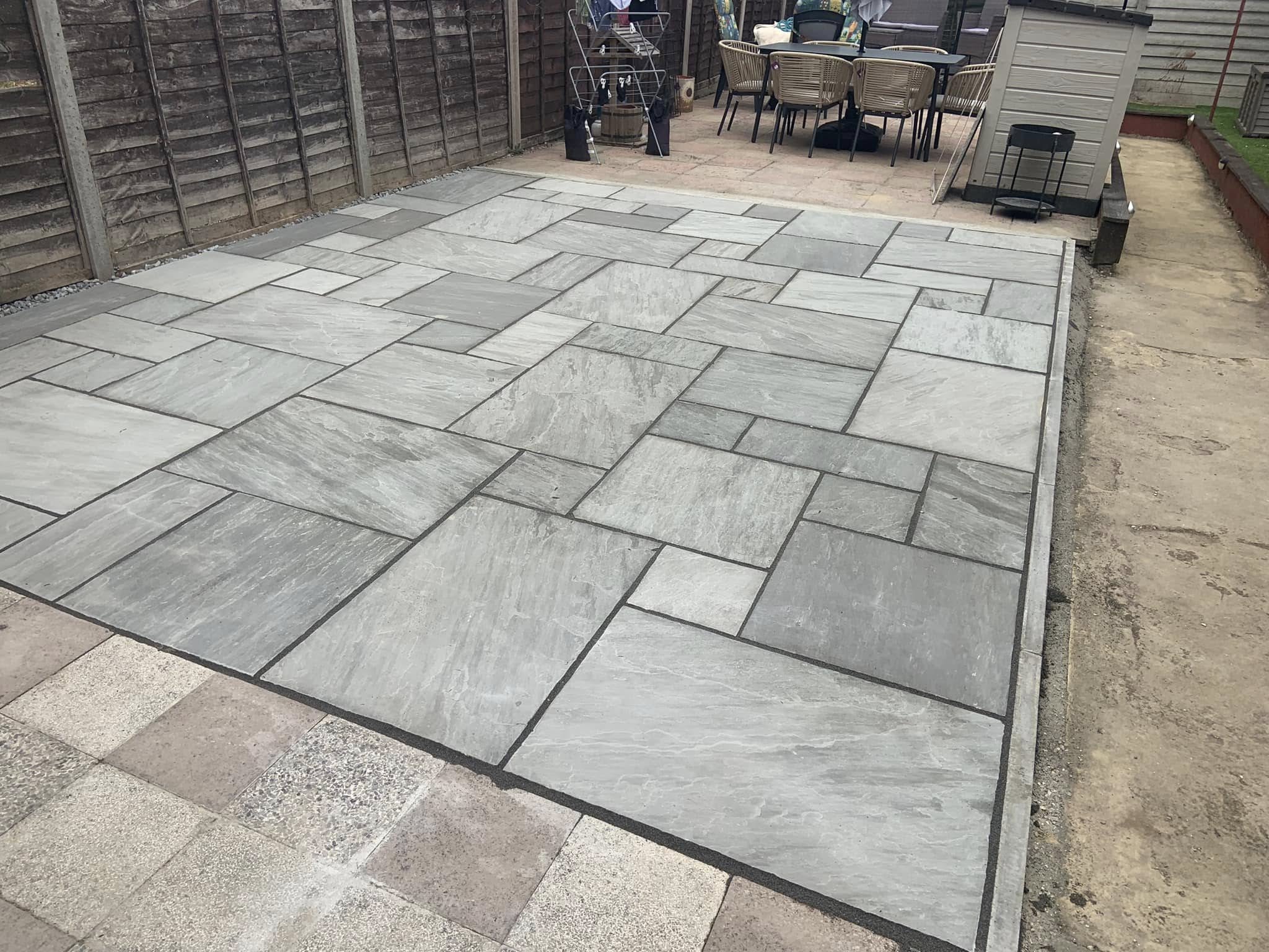 Block paving patio with outdoor dining space